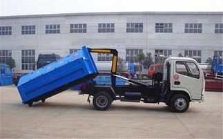 長(zhǎng)安小型鉤拉臂垃圾車(chē) 高效物流與環(huán)保運(yùn)輸?shù)闹悄苓x擇